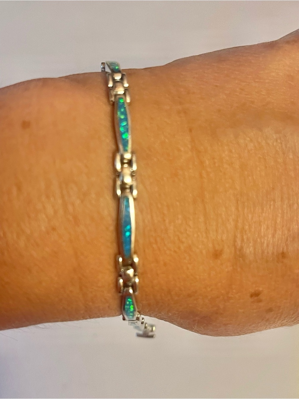 southwest sterling silver Link bracelet
Blue Opal Inlaid Sz 7